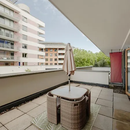 Apartment Open-plan Near Harbourside *